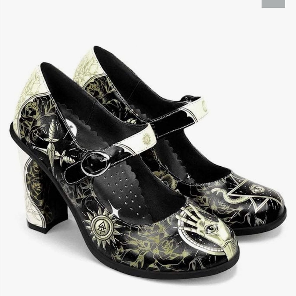 Hot Chocolate Design Chocolaticas High Heels Women's Mary Jane Pumps